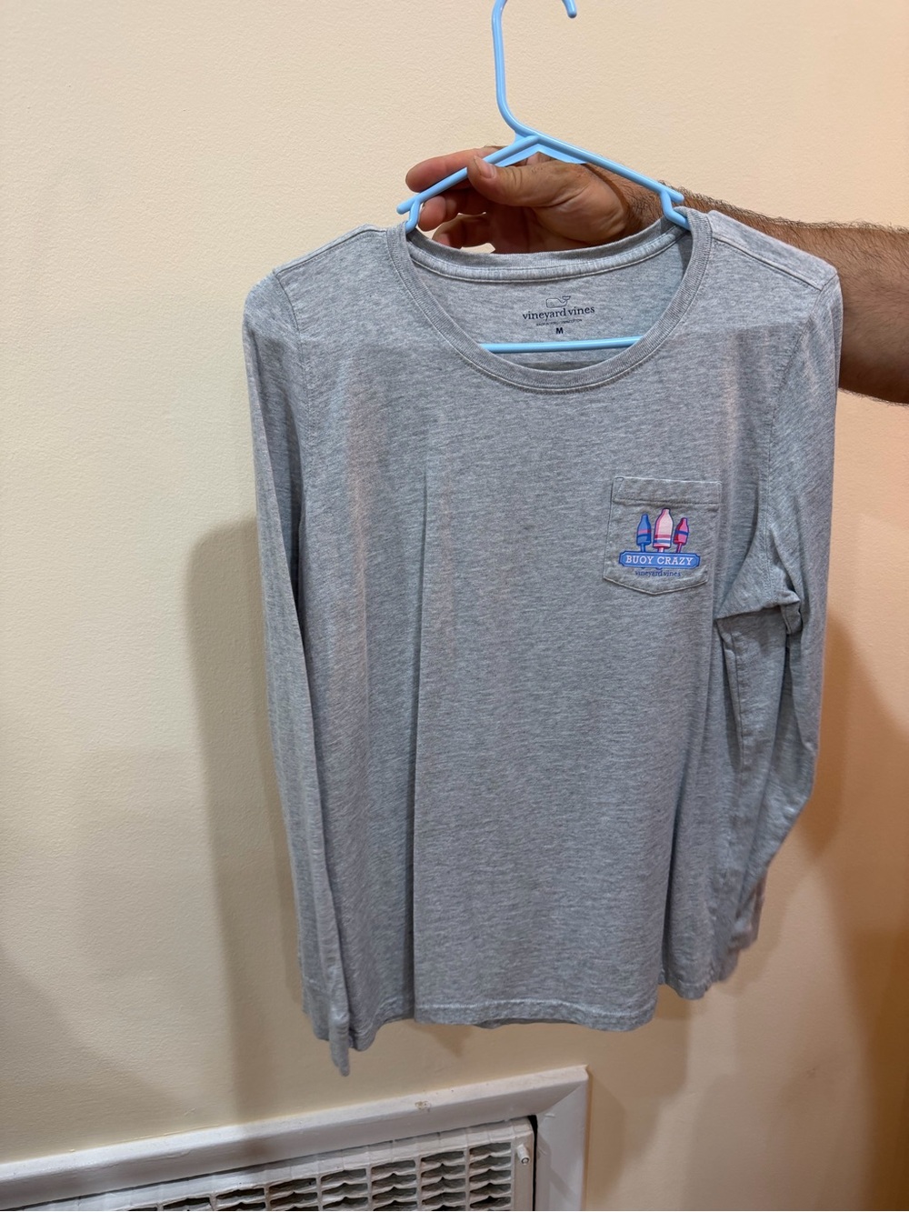 Vineyard Vines Gray Long-Sleeve Pocket Tee with Surfboard Patch